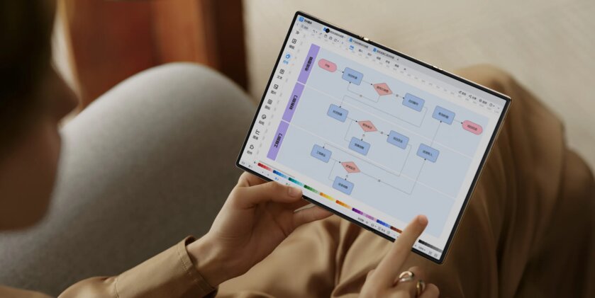 Поддержка стилуса и новые цвета: HUAWEI представила трикладушку Mate XTs