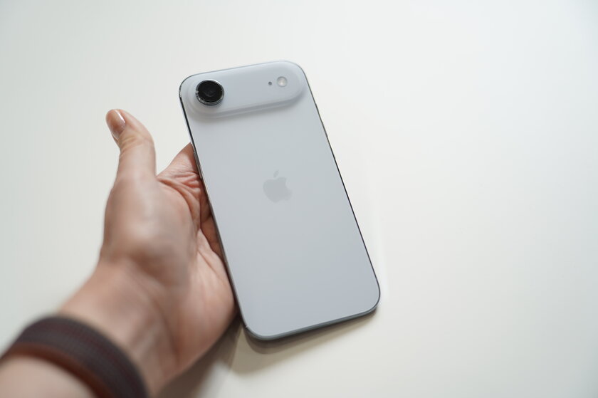 Так тончайший iPhone Air выглядит вживую — он точно не погнётся?