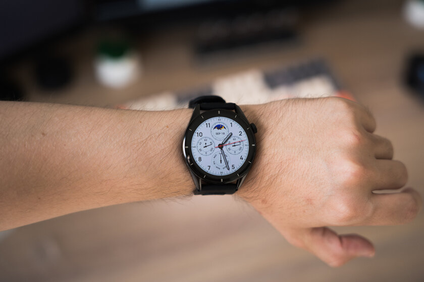 ИИ прямо на запястье! Обзор TECNO Watch Pro 3 — фитнес-трекер в корпусе умных часов — Внешний вид. 1