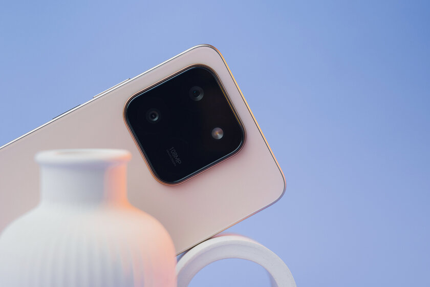 Усиленный корпус, батарея на двое суток и Google-сервисы: обзор недорогого HONOR X7d — Отзыв. 1