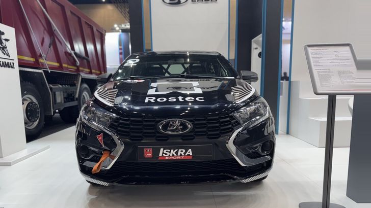 Мощная «Лада»: АвтоВАЗ показал спортивную Lada Iskra