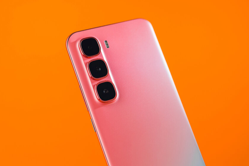Возможно ли сделать тонкий смартфон и не пойти на компромиссы? Обзор Infinix HOT 60 Pro+