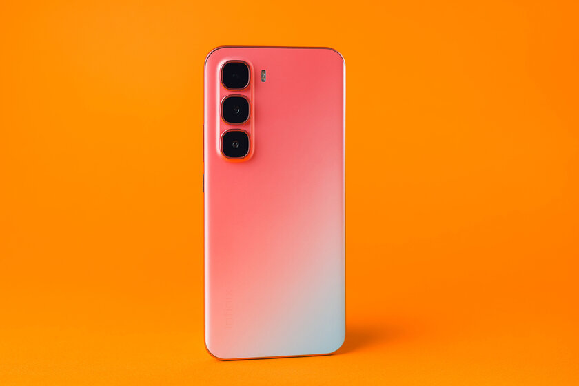 Возможно ли сделать тонкий смартфон и не пойти на компромиссы? Обзор Infinix HOT 60 Pro+