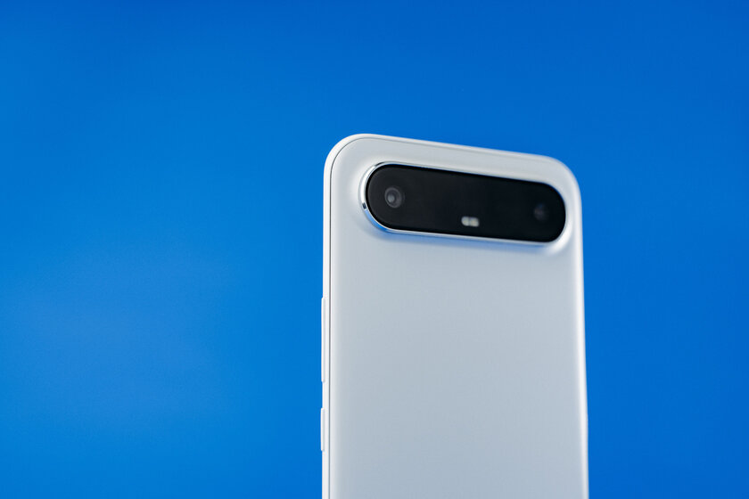 Ультратонкий смартфон с приличной батареей и забавной подсветкой: обзор TECNO SPARK Slim — Дизайн корпуса. 5
