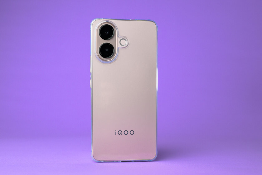 Отличный баланс! Обзор iQOO Z10R с большой батареей и быстрым чипом — Отзыв. 1