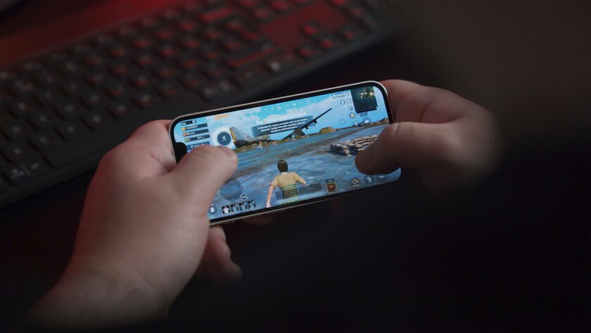 12 игр, в которые можно поиграть на смартфоне, когда выдалась свободная минутка