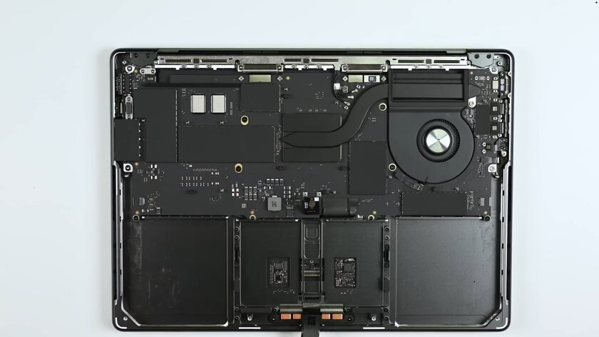 iFixit разобрала новый MacBook на M5: его легче ремонтировать, но Apple верна себе
