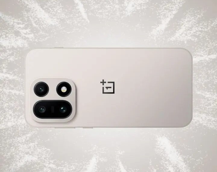 Представлен OnePlus 15 с экраном 165 Гц, батареей на 7300 мА·ч и новой системой охлаждения