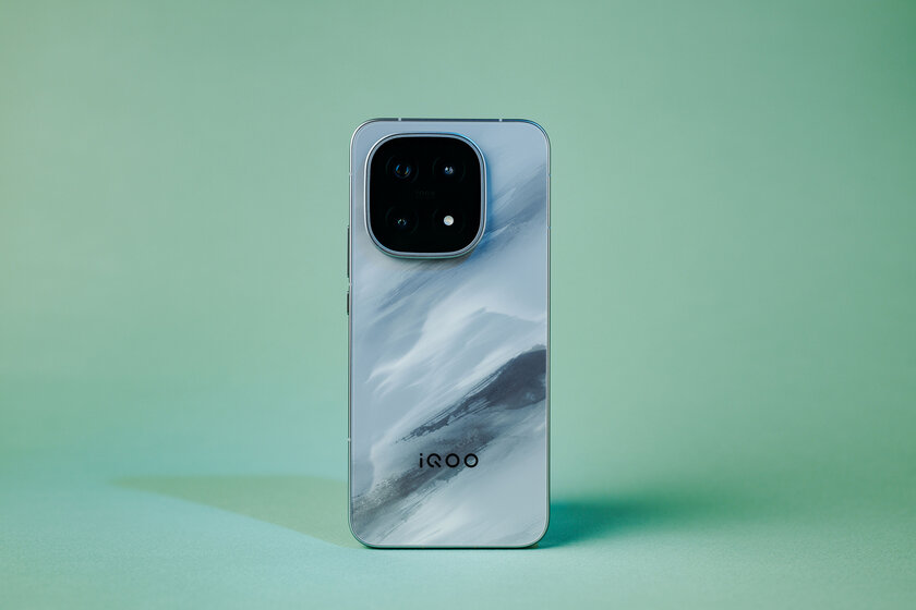 Обзор iQOO 15: доказывает, что хороший флагманский смартфон не должен быть излишне дорогим — Отзыв. 1