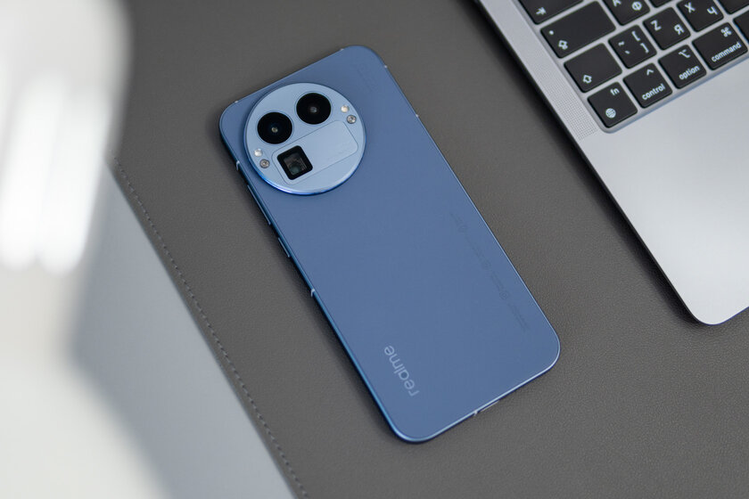 Ловким движением круг превращается в квадрат. Обзор realme GT 8 Pro с кастомизируемым блоком камер — Дизайн. 3