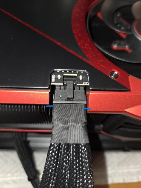 Редкая видеокарта ASUS ROG Matrix RTX 5090 за 4000 долларов оказалась с дефектом: её очень сложно подключить