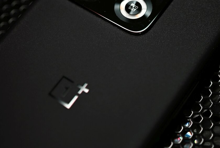 OnePlus показала геймерский смартфон Turbo 6 и раскрыла его ключевые характеристики