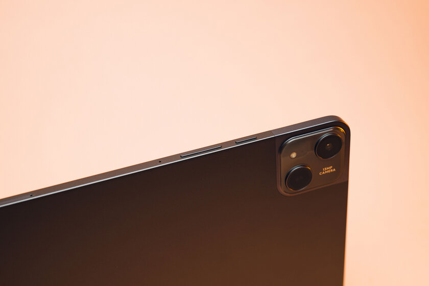 Планшет с полезной оранжевой кнопкой: обзор TECNO MEGAPAD Pro для фильмов и работы — Отзыв. 1