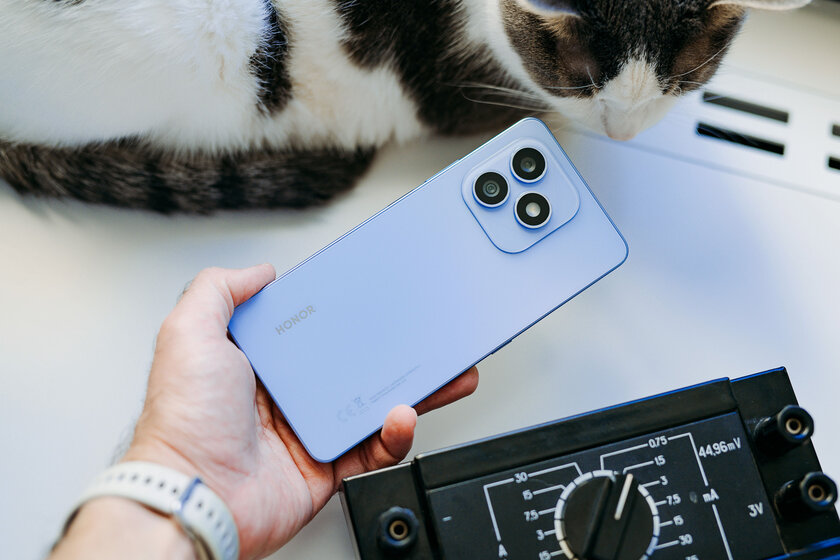 Ёмкая батарея, 108 Мп и приятный глазу дизайн: обзор HONOR X8d — Дизайн корпуса. 6