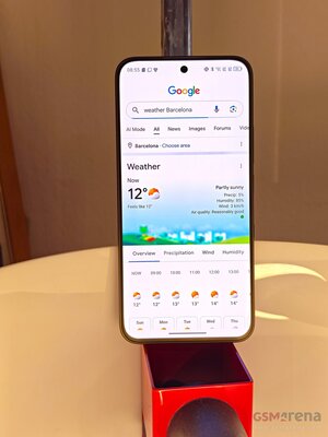 TCL представила свой первый AMOLED-дисплей NxtPaper — реалистичное изображение и комфортное чтение