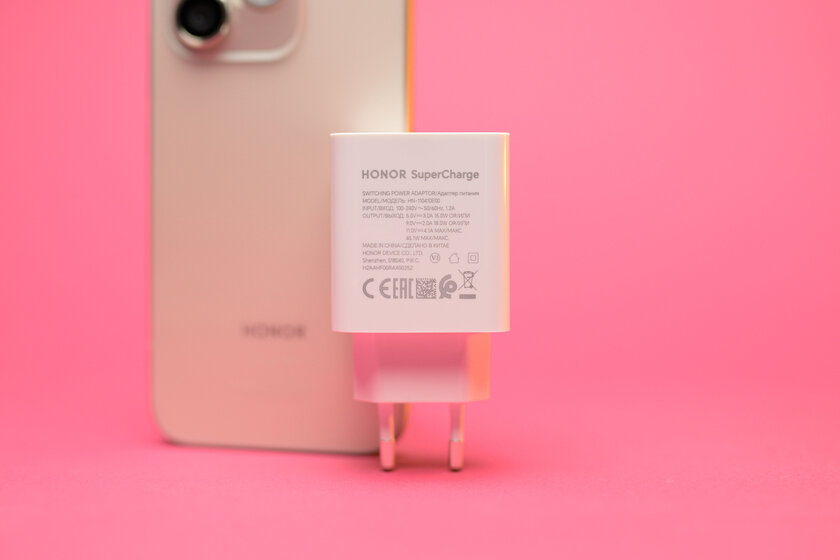 Стильный, тонкий, лёгкий и с металлической рамкой: обзор HONOR 600 Lite