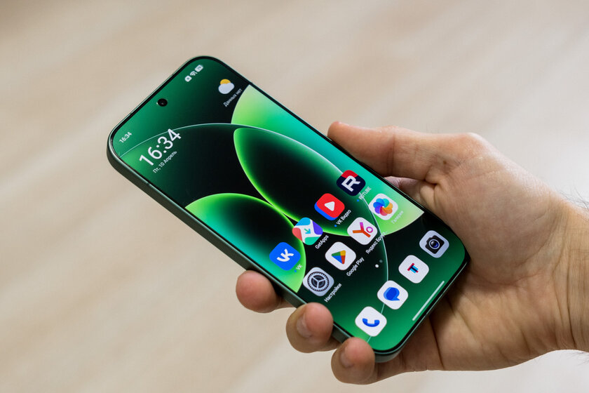 Вымирающий вид. Обзор Xiaomi 17 — компактного смартфона с флагманской начинкой — Дисплей. 1