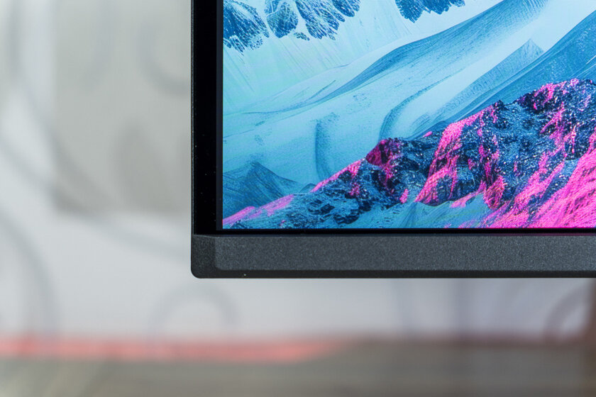 Магия QD-OLED, 240 Гц и отклик 0,03 мс: обзор геймерского монитора AOC AGON PRO AG276QZD2 — Дизайн и эргономика. 4