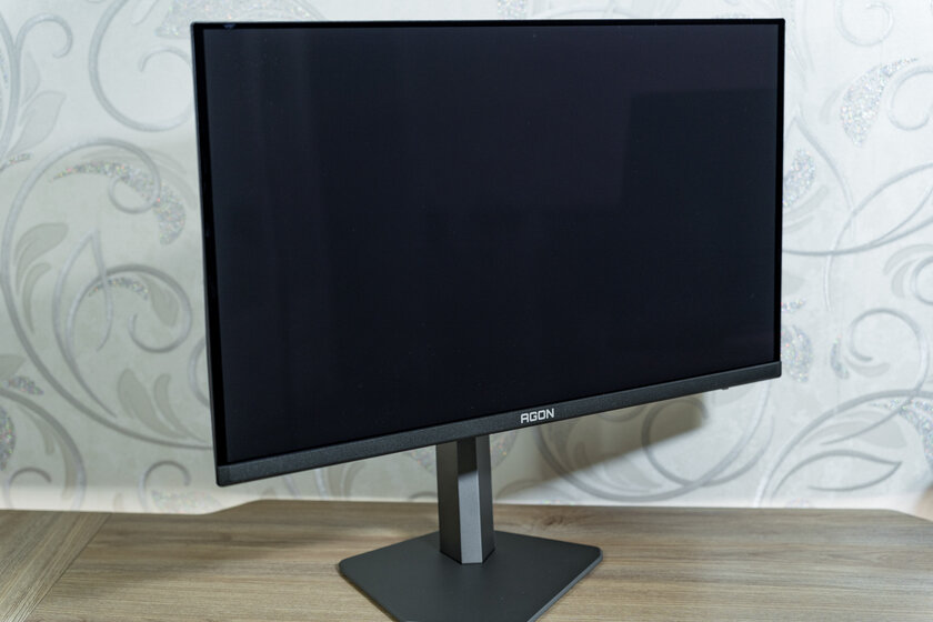 Магия QD-OLED, 240 Гц и отклик 0,03 мс: обзор геймерского монитора AOC AGON PRO AG276QZD2 — Дизайн и эргономика. 42