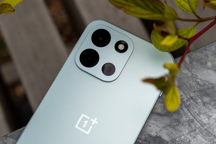 OnePlus вспомнила корни: обзор Nord 6 — смартфона, наступающего субфлагманам на пятки — Камеры. 1