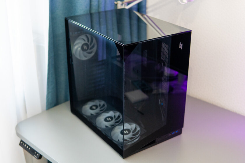 Этот ПК-корпус действительно похож на аквариум. Обзор необычного GameMax NEX C56 VC