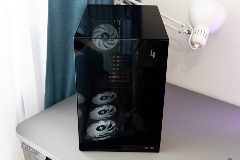 Этот ПК-корпус действительно похож на аквариум. Обзор необычного GameMax NEX C56 VC — Дизайн корпуса. 1