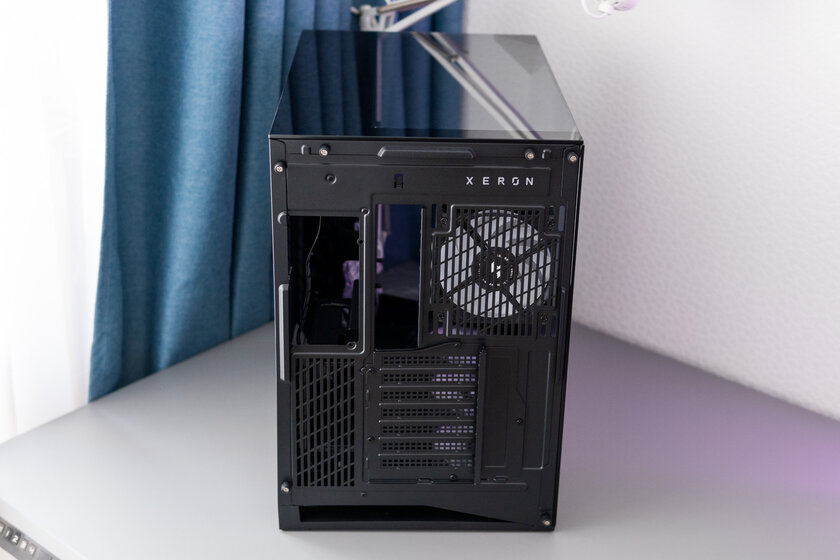 Этот ПК-корпус действительно похож на аквариум. Обзор необычного GameMax NEX C56 VC — Дизайн корпуса. 7