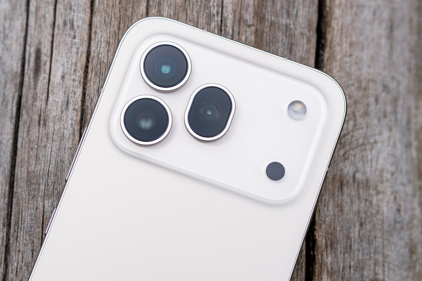 7000 мАч, камера на 200 Мп и ИИ-функция «Фото в видео»: обзор HONOR 600 Pro