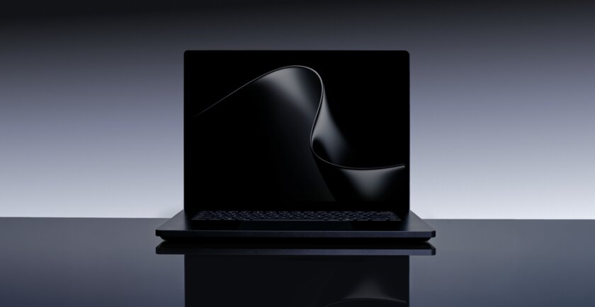 Microsoft анонсировала флагманский ноутбук Surface Laptop Ultra с NVIDIA RTX Spark