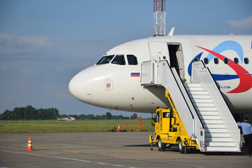 Глава Минтранса РФ: попасть в самолёт можно будет с помощью Max