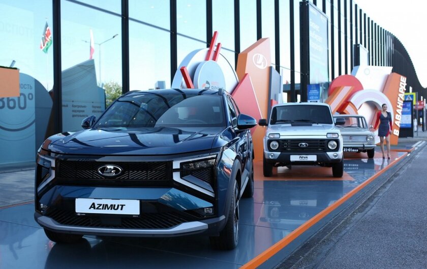 LADA Azimut и LADA Iskra TMS стали главными премьерами АВТОВАЗа на ПМЭФ-2026