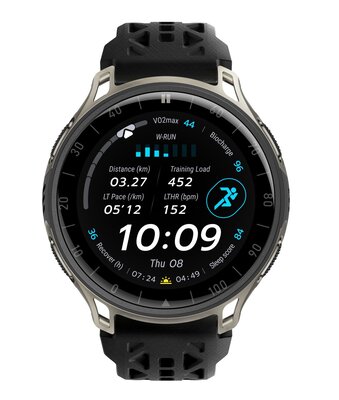 Amazfit представила в России титановые Cheetah 2 Pro — умные часы для профессиональных марафонцев