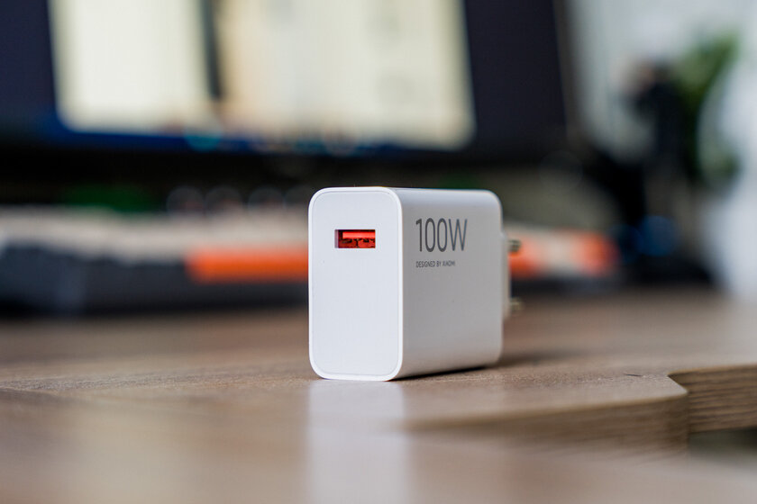 Тот самый «топ за свои деньги»? Подробный обзор и тест Xiaomi 17T Pro — Аккумулятор. 4