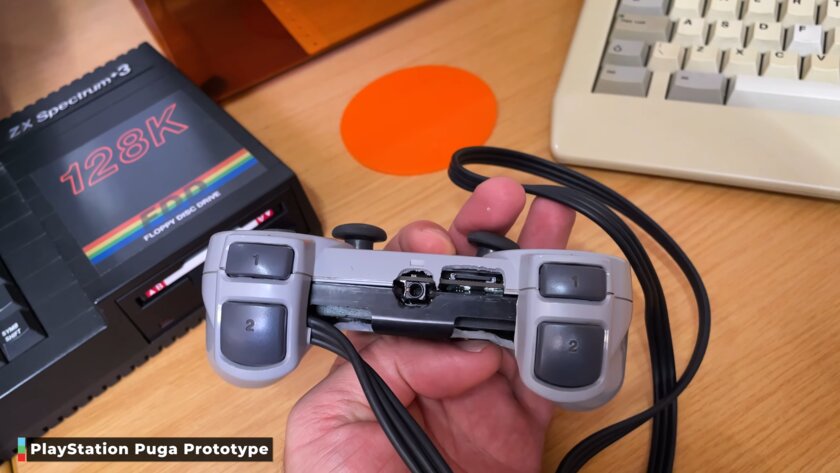Sony разрабатывала контроллер PlayStation Puga, в котором помещалась настоящая консоль