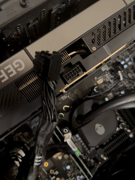 У пользователя в компьютере Alienware Aurora загорелась видеокарта GeForce RTX 5090: разъём питания не виноват