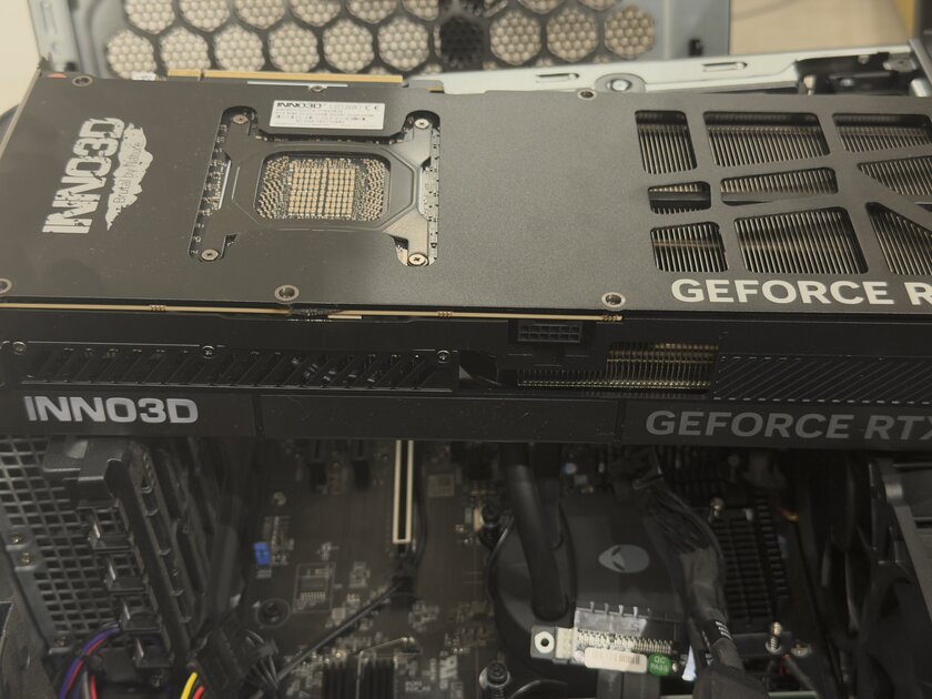 У пользователя в компьютере Alienware Aurora загорелась видеокарта GeForce RTX 5090: разъём питания не виноват