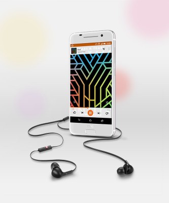 В России появился смартфон HTC One A9