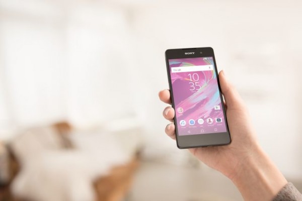 Бюджетный Sony Xperia E5 представлен официально
