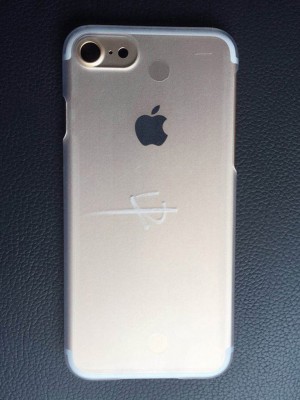 Появились первые фото корпуса iPhone 7 без разъема 3,5 мм