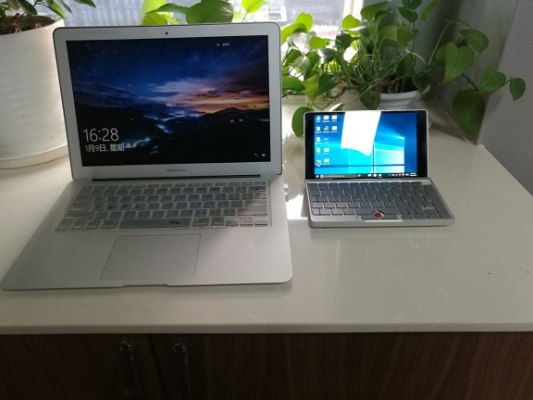 GPD Pocket — концепт карманного ноутбука