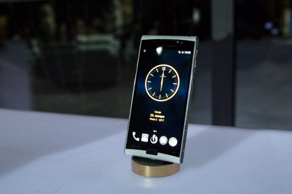 Премиальный смартфон Lumigon T3 выходит на российский рынок