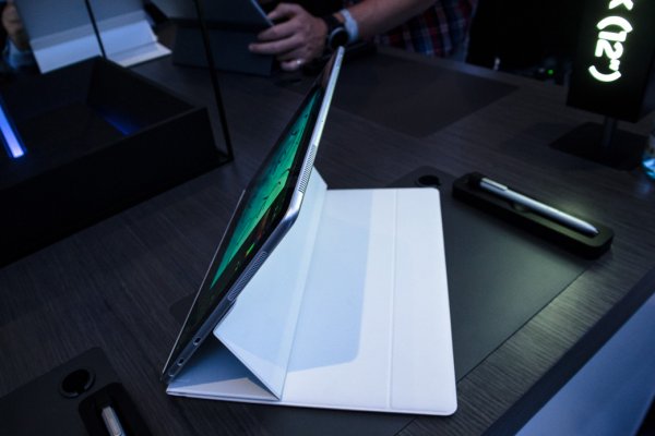 MWC 2017: знакомство с планшетами Samsung