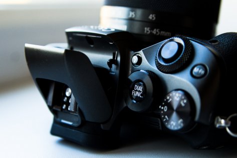 Обзор Canon EOS M5 Kit — Внешний вид . 10