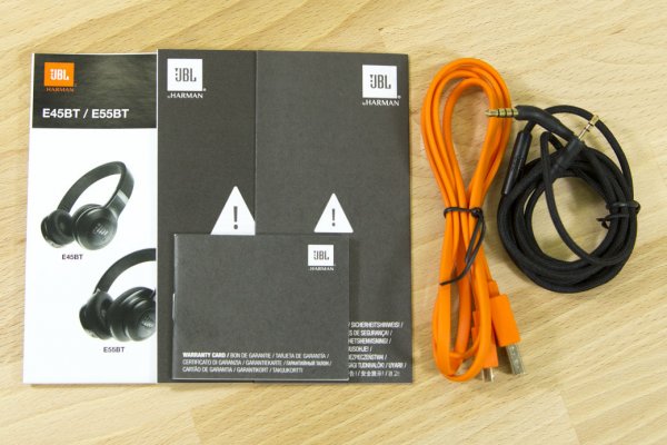 Обзор Bluetooth-наушников JBL E45BT — Комплектация. 7