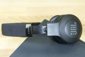 Обзор Bluetooth-наушников JBL E45BT — Внешний вид и удобство использования. 10