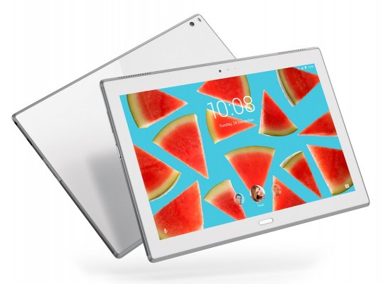 Lenovo представила планшеты Tab 4 для всей семьи