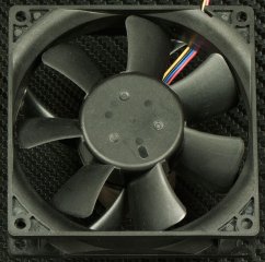 Игровой ПК размером с банку: обзор GIGABYTE BRIX Gaming VR — Внутреннее строение. 3