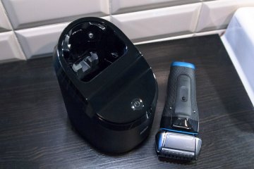 Обзор электробритвы Braun Series 5 5190cc — Комплектация. 6