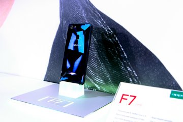 Обзор OPPO F7 — быть, а не казаться или наоборот?