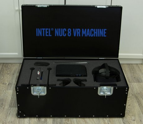 Игровой ПК в рюкзаке: обзор Intel NUC Hades Canyon